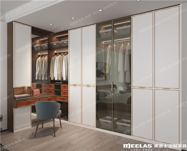 美洛士克里米亚系列全屋定制——衣帽间